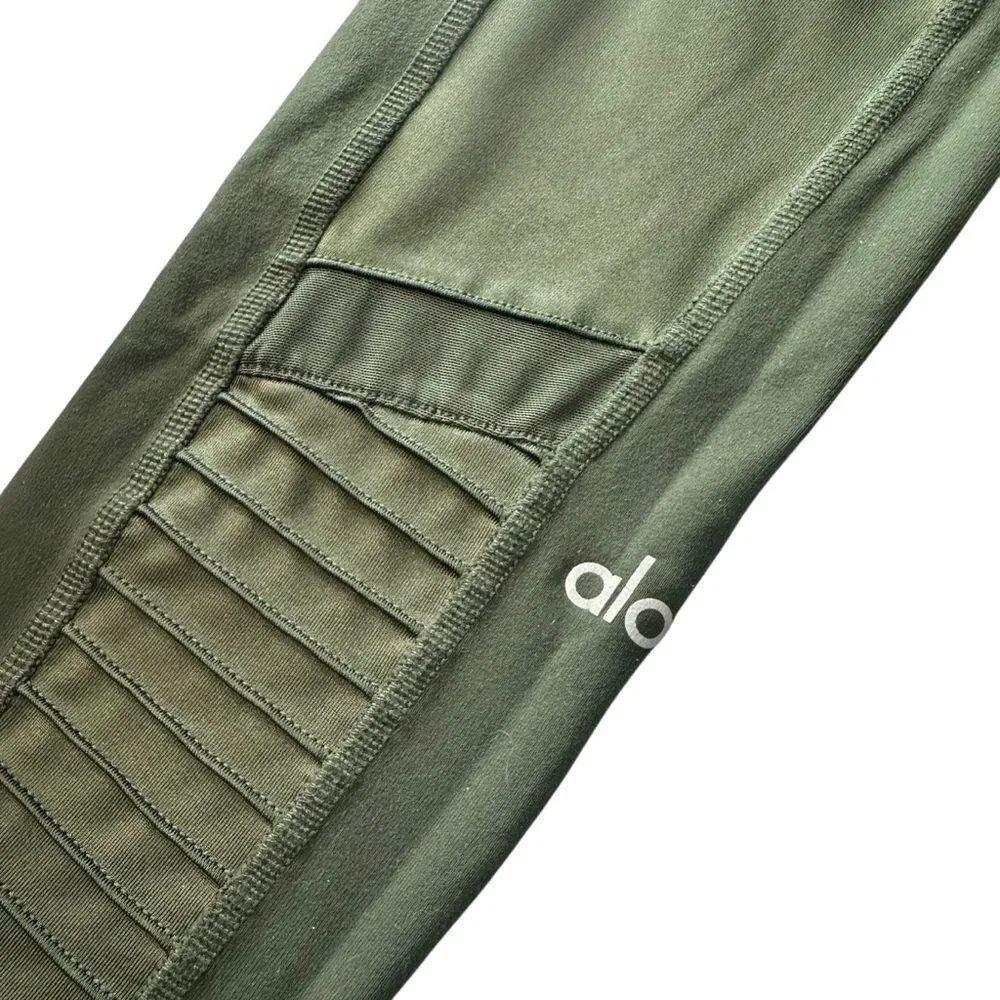 ALO High-Waist Moto Legging full length army green XS